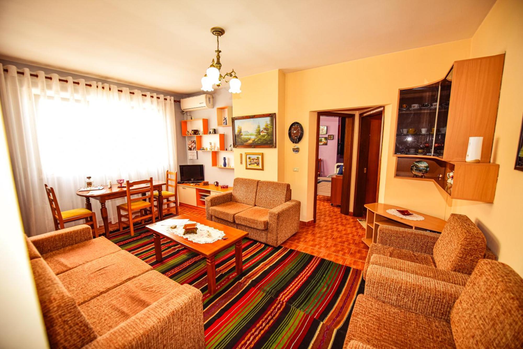 Appartamento Apartamento Del Capitan Shkodër Esterno foto